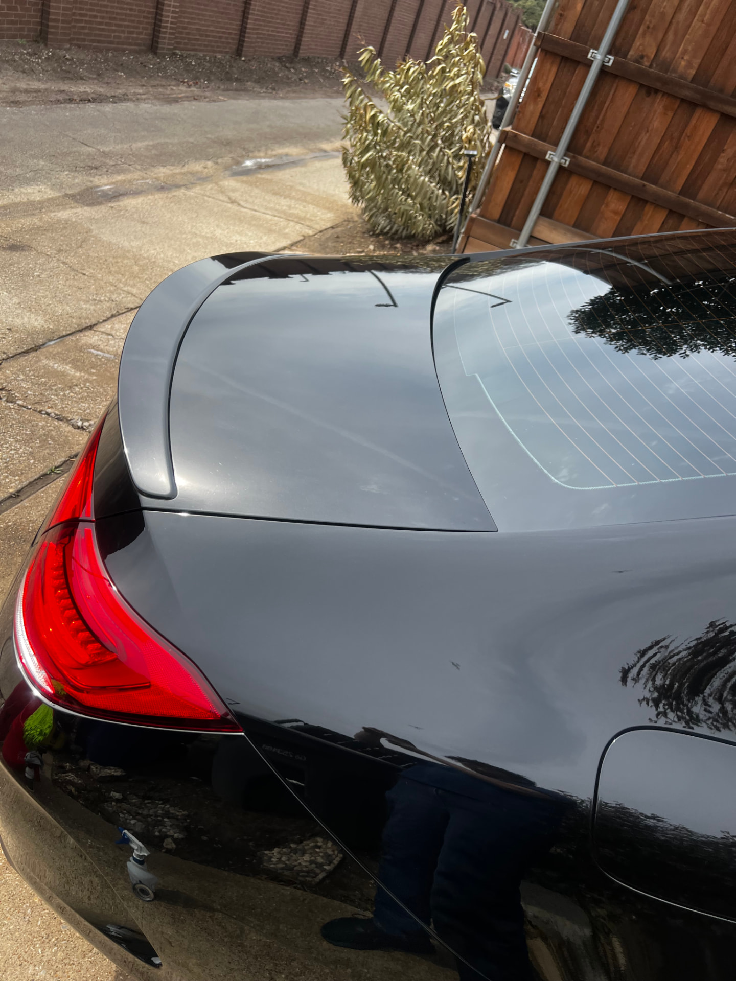 Clean rear deck and spoiler of the Mercedes-Benz CLS 450